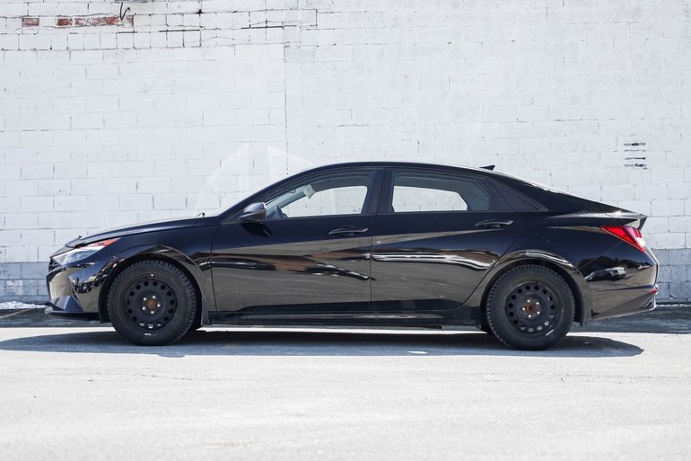 2023 Hyundai Elantra Preferred