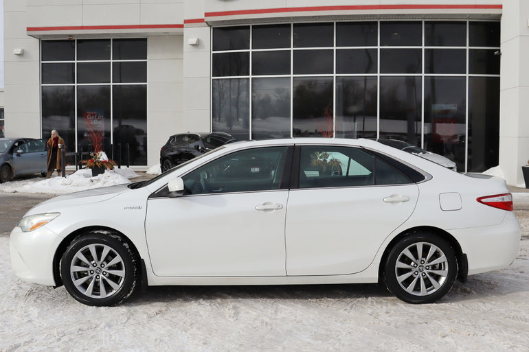 2017 Toyota Camry Hybrid