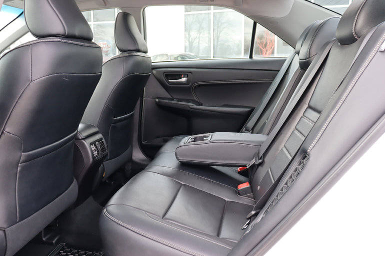 2017 Toyota Camry Hybrid