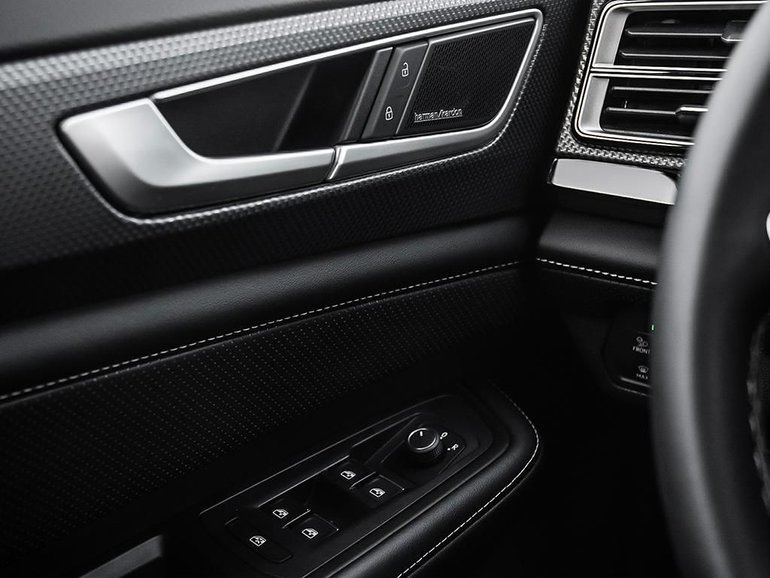 2025 Volkswagen Atlas Cross Sport