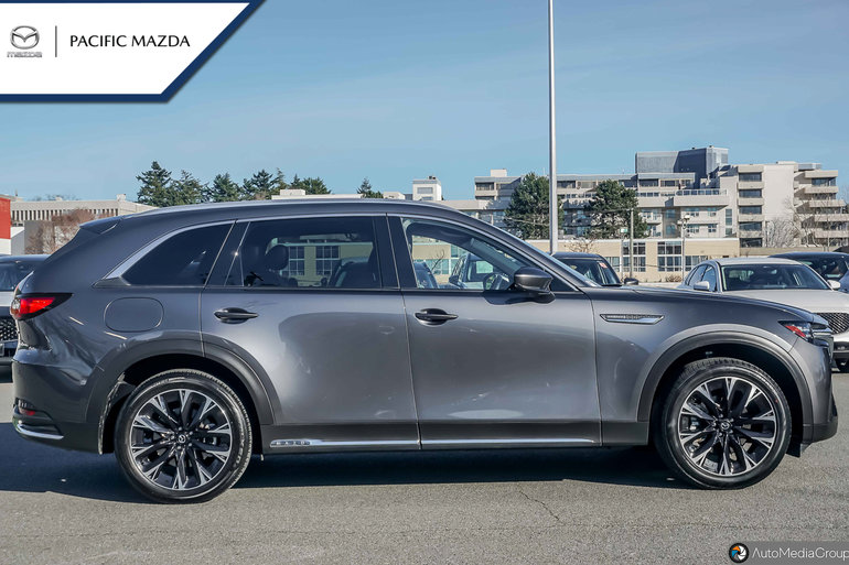 2025 Mazda CX-90 PHEV