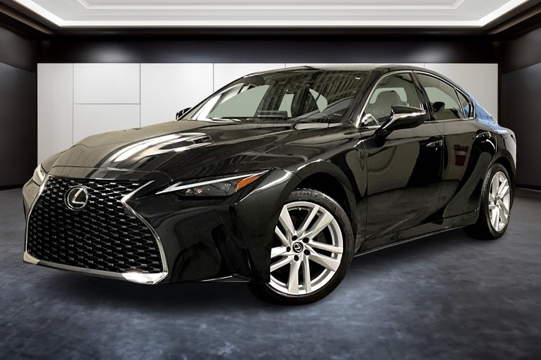 2022 Lexus IS