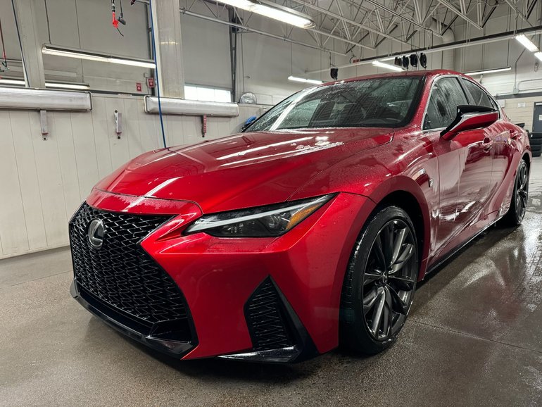 2023 Lexus IS