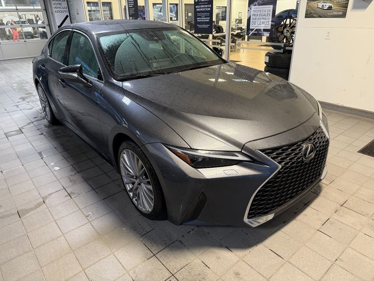 2024 Lexus IS