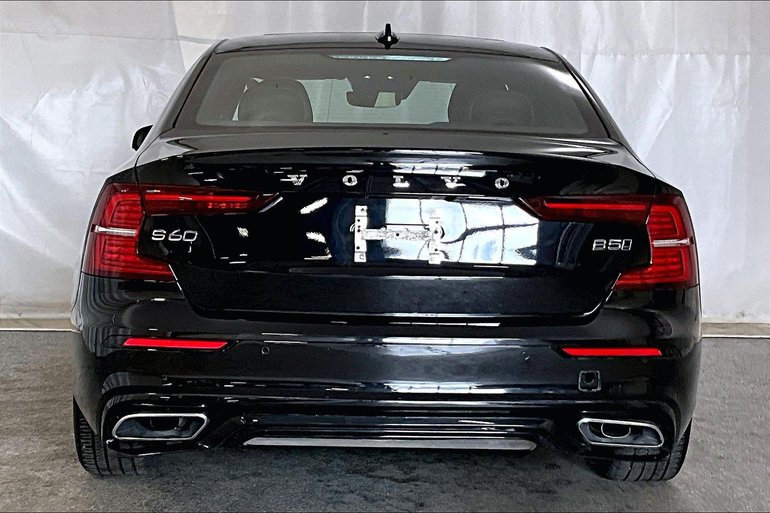 2022 Volvo S60