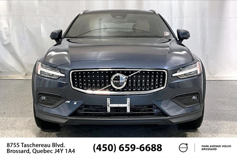 2025 Volvo V60 Cross Country