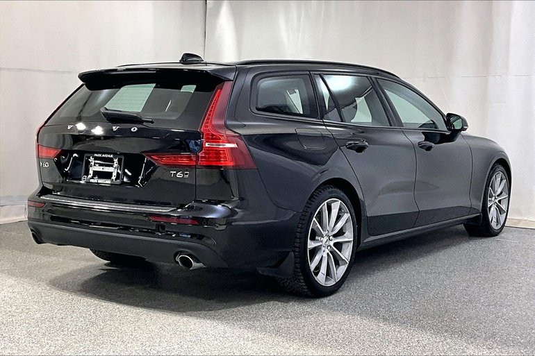 2022 Volvo V60