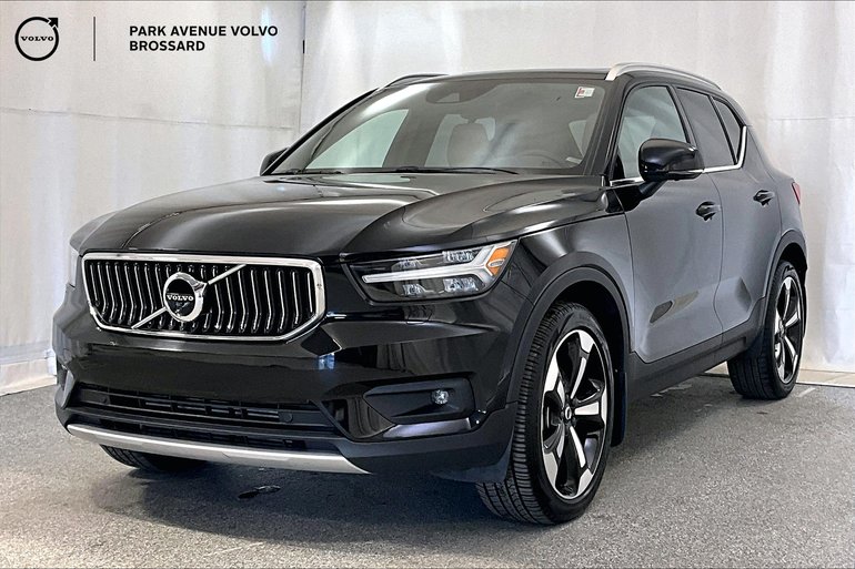 2022 Volvo XC40