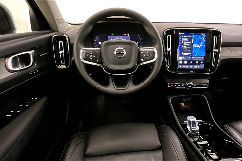 2024 Volvo XC40