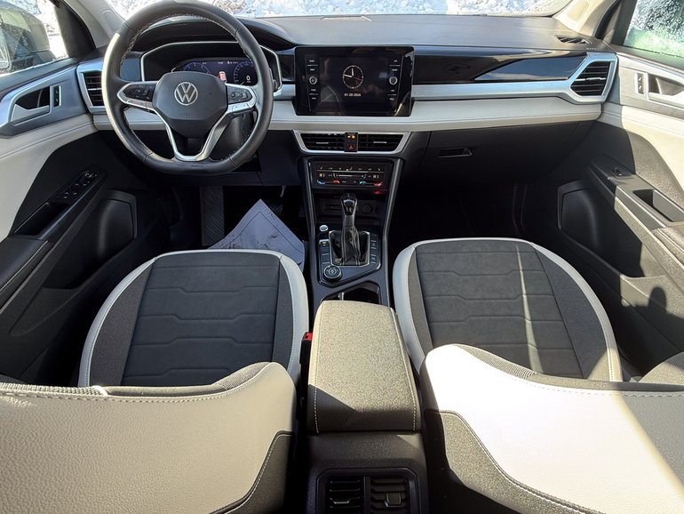 2025 Volkswagen Taos