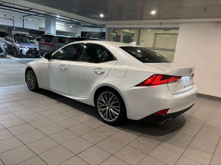 2018 Lexus Lexus IS
