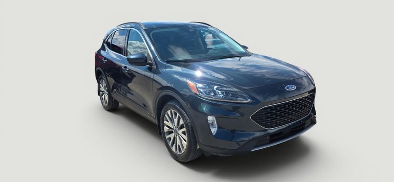 2022 Ford Escape Titanium