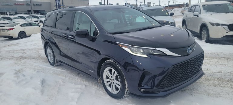 2021 Toyota Sienna XSE HYBRID AWD