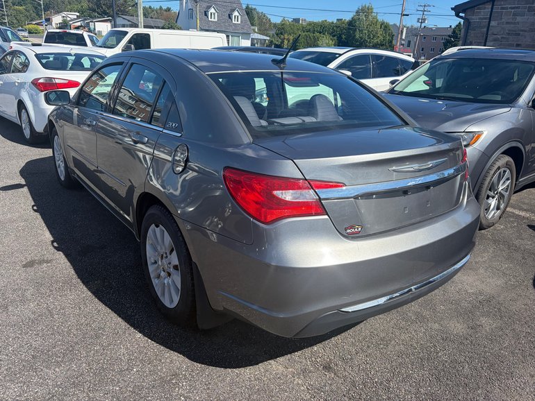 2012 Chrysler 200