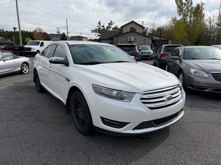 2015 Ford Taurus
