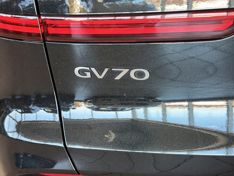 2022 GENESIS GV70