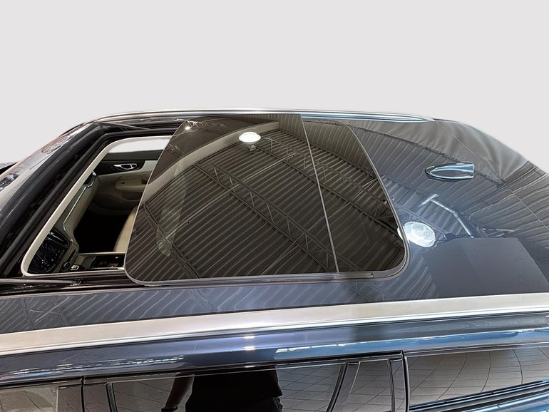2021 Volvo V60 Cross Country