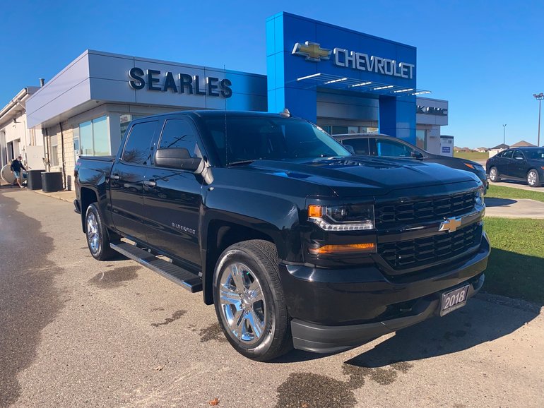 Used 2018 Chevrolet Silverado 1500 Custom Crew 6 rider w/20” chromes
