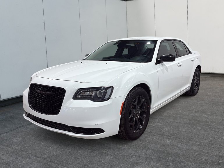 2023 Chrysler 300