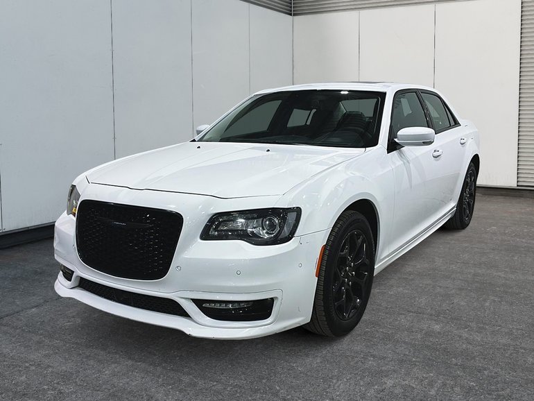 2023 Chrysler 300