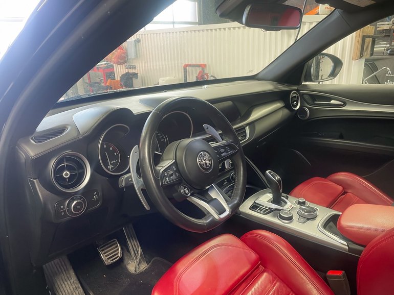 2022 Alfa Romeo Stelvio