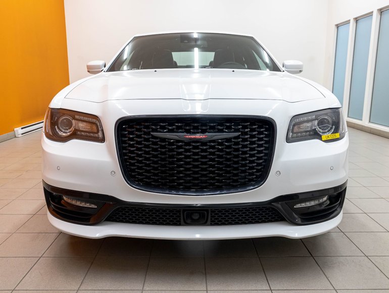 2023 Chrysler 300