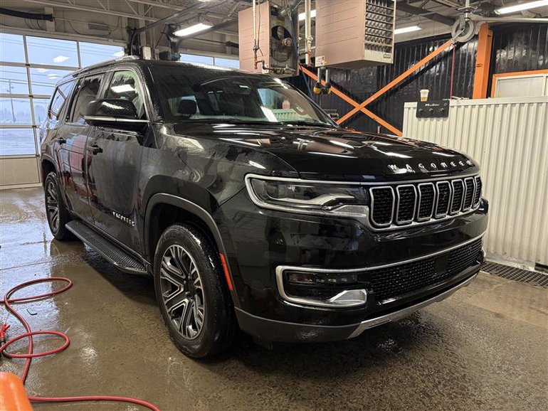 2022 Jeep Wagoneer