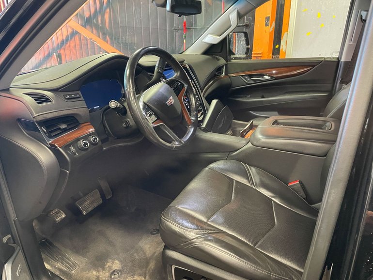 2020 Cadillac Escalade ESV
