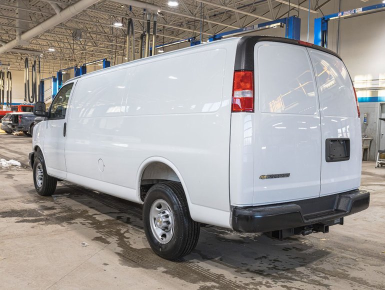 2025 Chevrolet Express Cargo 3500