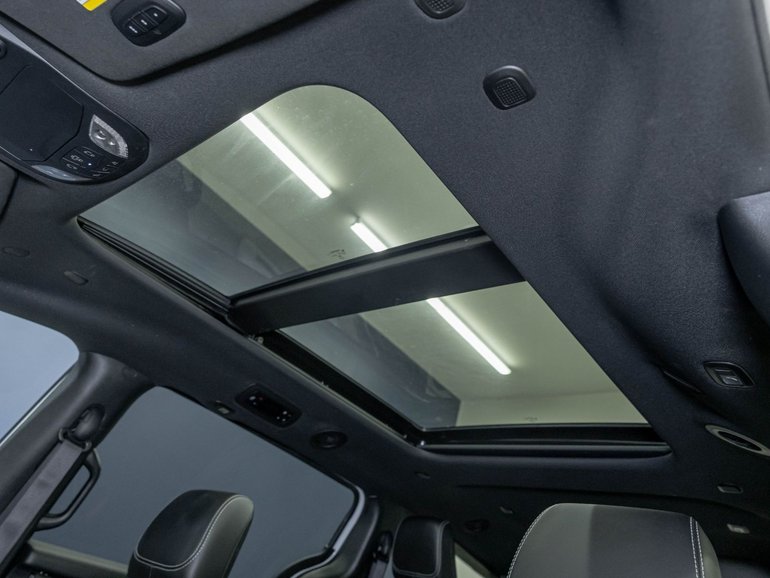 2024 Chrysler Pacifica Hybrid