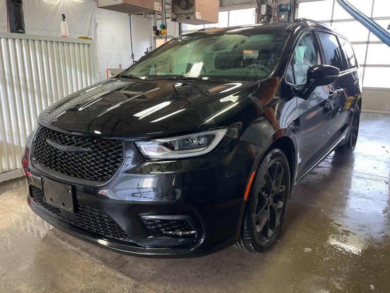 2023 Chrysler Pacifica