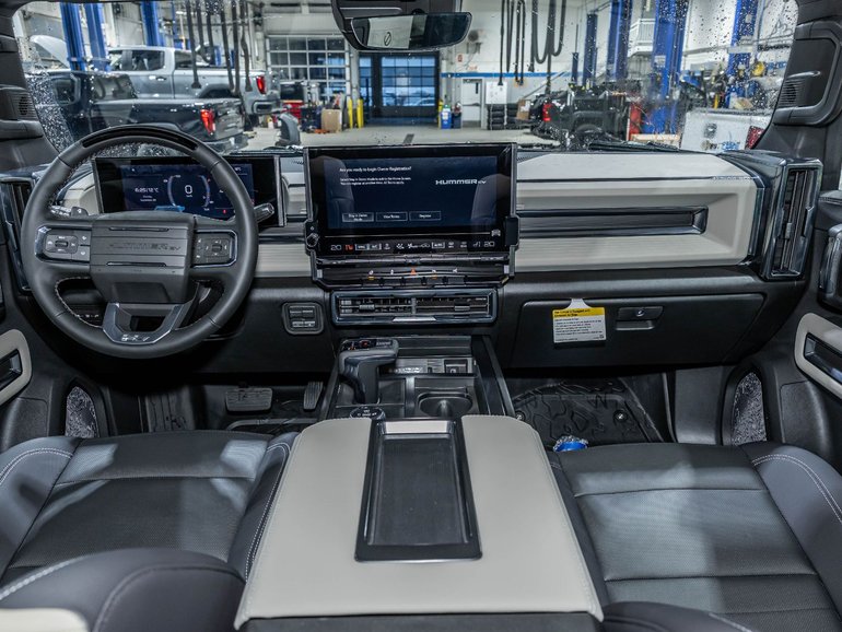 2026 GMC Hummer EV SUV