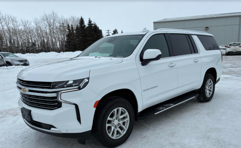 2023 Chevrolet SUBURBAN LT