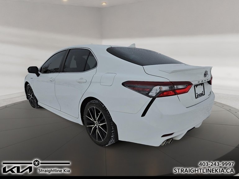 2021 Toyota CAMRY HYB SE