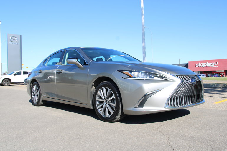 2021 Lexus ES