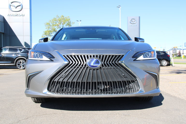 2021 Lexus ES