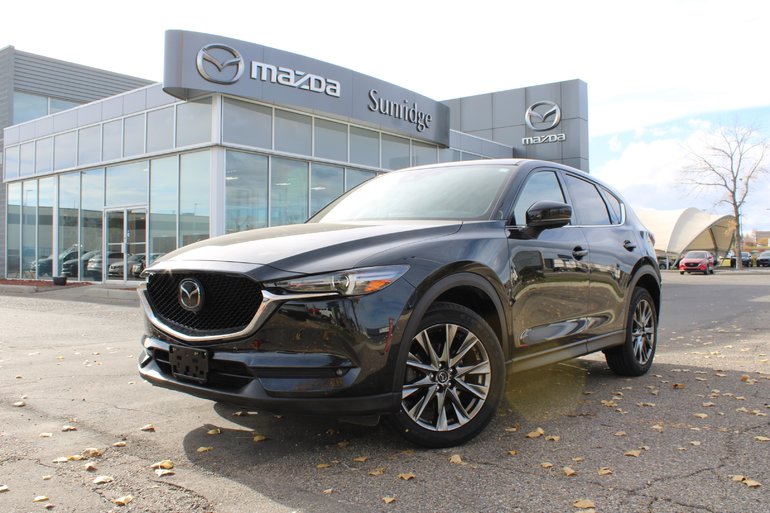 2021 Mazda CX-5 Signature AWD W/ PARKING SENSORS