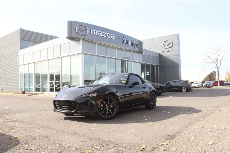 2016 Mazda MX-5 GS Automatic Convertible / Leather Seats