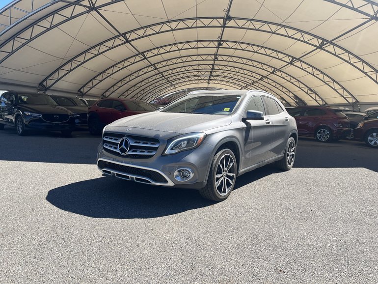 2018 Mercedes-Benz GLA GLA 250 4MATIC SUV W / 360 CAMERAS