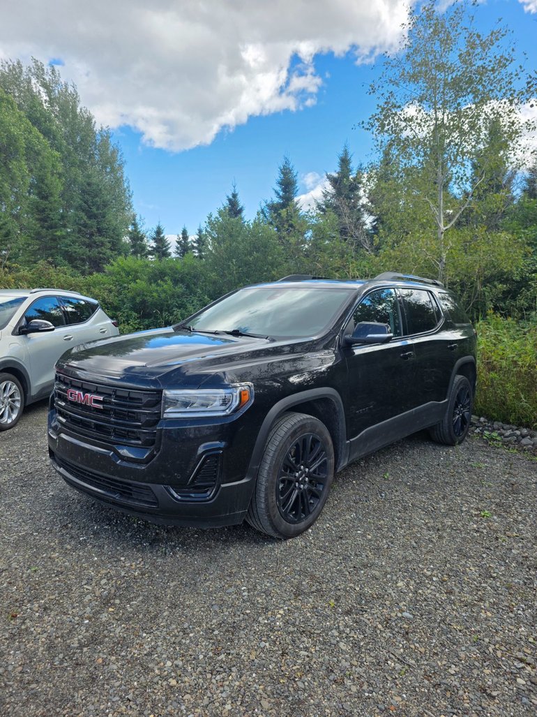 2023 GMC Acadia SLE