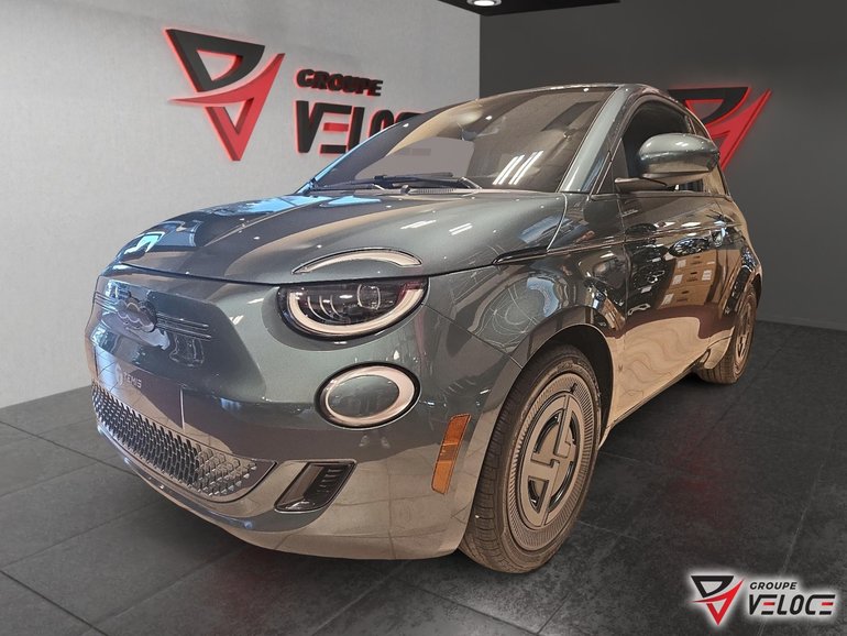 2025 Fiat 500e GIORGIO ARMANI