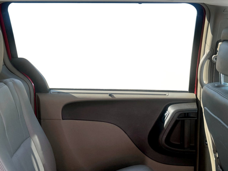 2011 Chrysler TOWN & COUNTRY