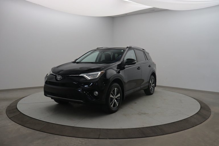 Toyota RAV4 XLE 2018