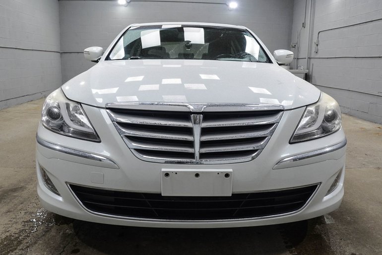 2013 Hyundai Genesis Sedan