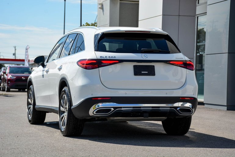 2025 Mercedes-Benz GLC