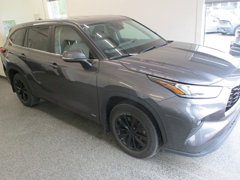 2023 Toyota Highlander hybrid