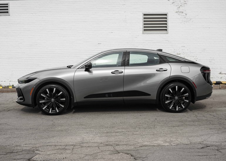 2023 Toyota Crown