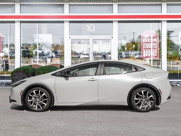 2026 Toyota Prius Plug-in Hybrid