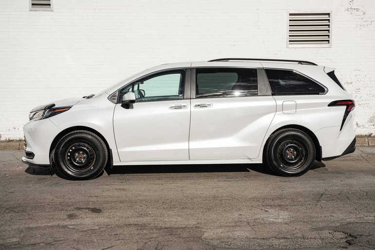 2025 Toyota Sienna