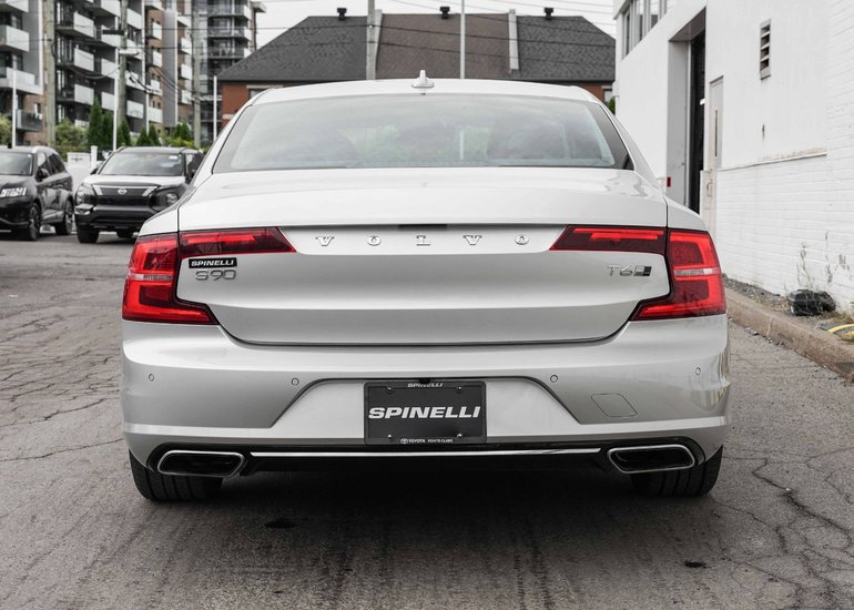 2017 Volvo S90